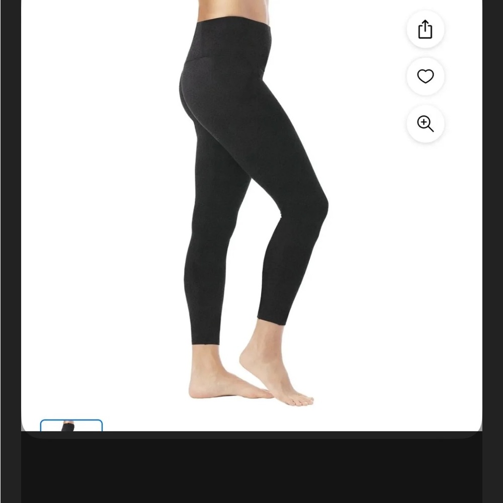 NWT 3X black faux vinyl looking leggings 1386